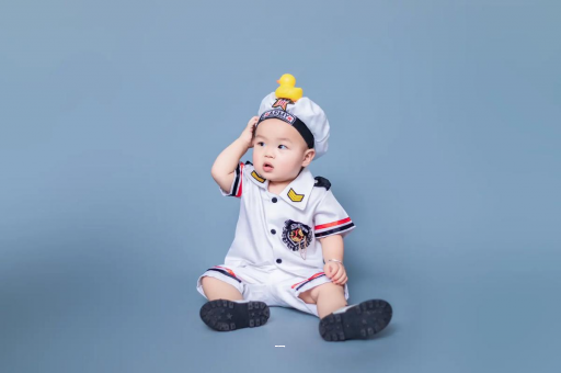 福建宝宝什么时候会抬头